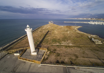 Viareggio, la darsena ed il faro