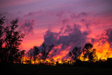 Fototapeta premium Scenic View of Colorful Sky at Sunset