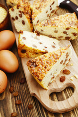 Casserole with millet and raisin