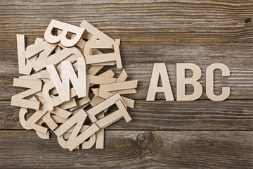 Mucchio di lettere ABC