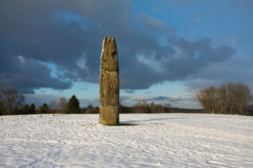 Saarland – Gollenstein bei Blieskastel im Schnee – Menhir Deutschland