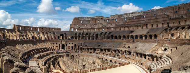 Panele Szklane Podświetlane  Ogólny widok Koloseum wewnątrz