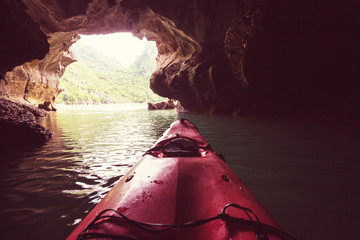 Fototapeta premium Canoe in Halong