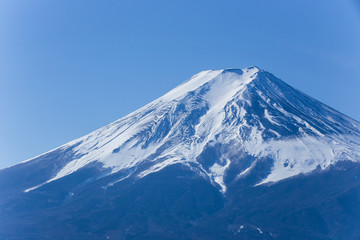 Fototapeta na wymiar 新倉山浅間公園から見た富士山