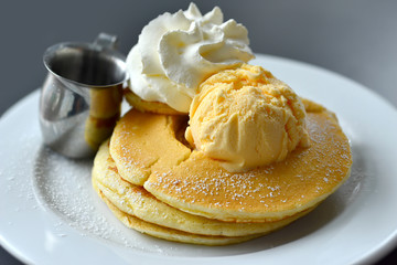 Pancake with icecream