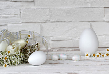Weiße Ostereier