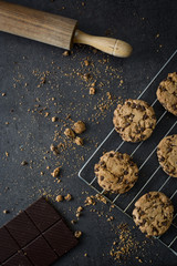Homemade chocolate cookies on slate
 - obrazy, fototapety, plakaty