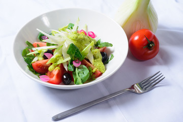 salad of tomatoes and greens