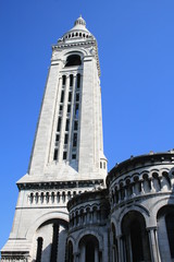 Fototapeta na wymiar Montmartre side tower