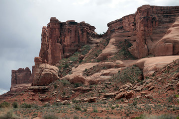 Fototapeta premium The red rock formations of Arches National Park in Utah are the result of thousands of years of wind and water activity.