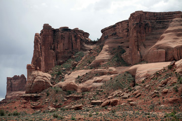 Fototapeta premium The red rock formations of Arches National Park in Utah are the result of thousands of years of wind and water activity.