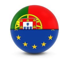 Obraz premium Portuguese and European Flag Ball - Split Flags of Portugal and the EU