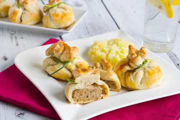 Meatballs packed in puff pastry