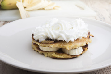 Pancake with Banana and cream