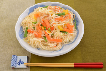 沖縄料理　そうめんチャンプルー　