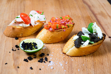 bruschetta with tomato and basil