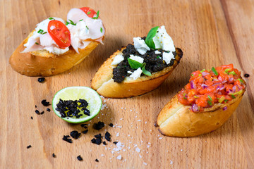 bruschetta with tomato and basil