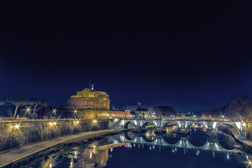 Fototapeta premium Bridge on Tiber river in Rome