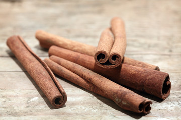 cinnamon sticks