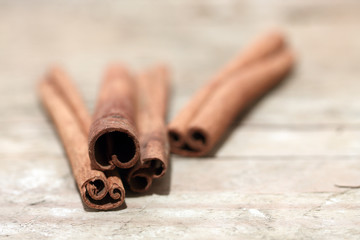 cinnamon sticks