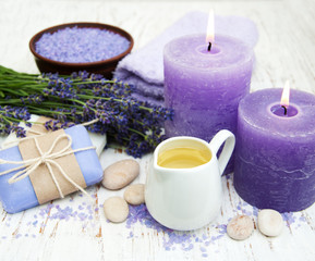 Obraz na płótnie Canvas Lavender with essencial oil