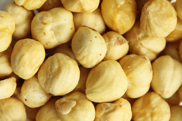 baked peeled hazelnuts