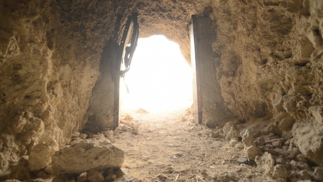 Trona Pinnacles LM16 Cave Dolly Back and Up