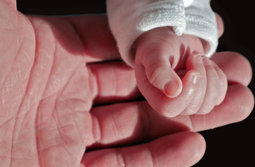 Große und kleine Hand