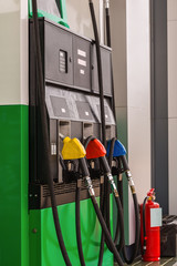 Car fuel dispenser
