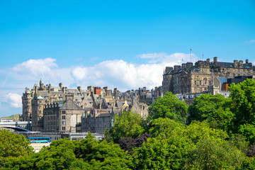 Fototapeta na wymiar Park and buildings seen in Edinburgh, Scotland
