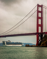 Golden Gate Bridge with Cruise Ship_2