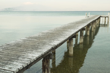 Fototapeta na wymiar wooden dock at lake