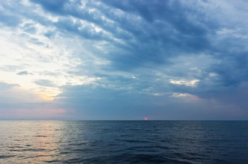 Obraz premium Beautiful sunrise with dramatic sky over Black sea, Crimea