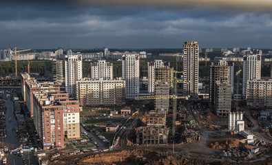 Fototapeta na wymiar Minsk, Belarus: construction of multi-stored houses 