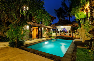 Modern tropical Villa with swimming pool