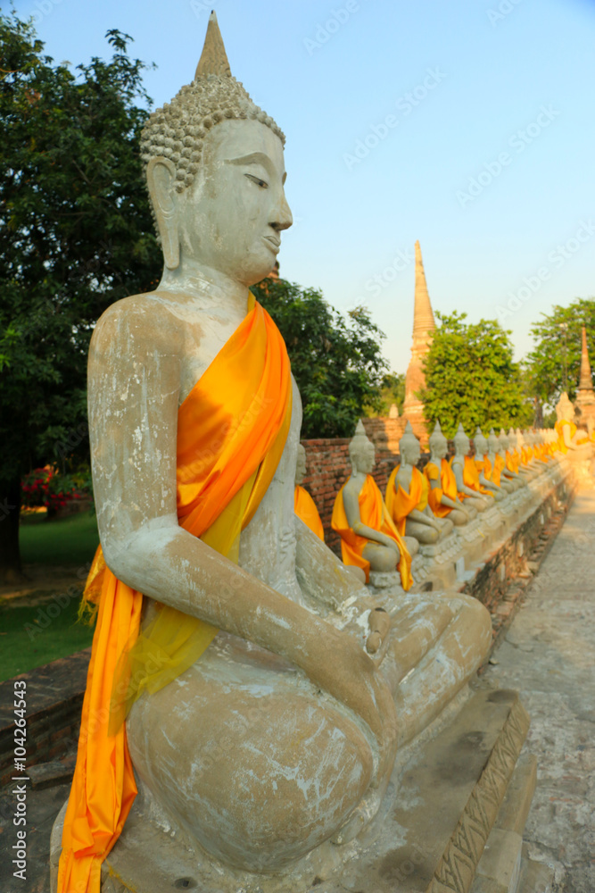 Wall mural buddha and architecture of thailand