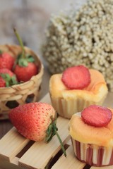 cake with fresh strawberry