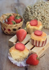 cake with fresh strawberry