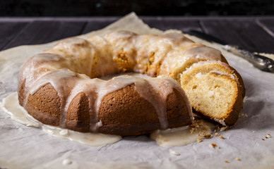 Ginger cake with lemon glaze 