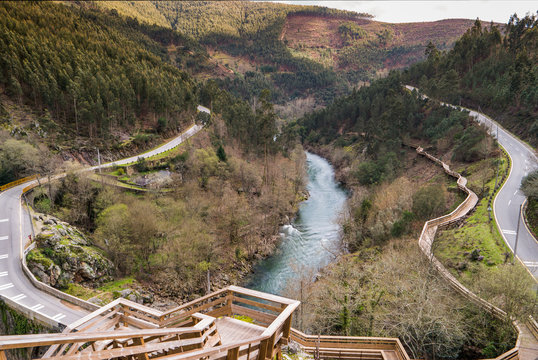 Paiva Walkways