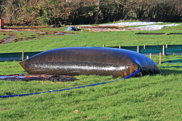 portable water storage bladder