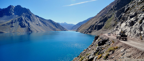 Enbalse El Yeso Glacial Reservoir in Santiago, Chile - obrazy, fototapety, plakaty
