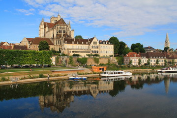 Fototapeta na wymiar Auxerre, Ville d'art et d'histoire, France