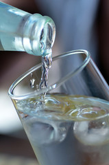 Wasser eingießen