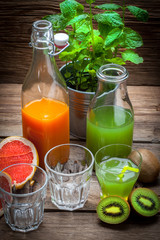 Fruit and juice. Selective focus.