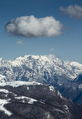 Fototapeta na wymiar Alps with snow