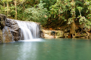 Fototapeta na wymiar Erawan Waterfall, National Park at Kanchanaburi, Thailand