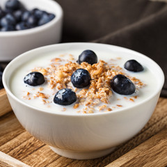 Müsli mit Blaubeeren - Cerals with blueberries