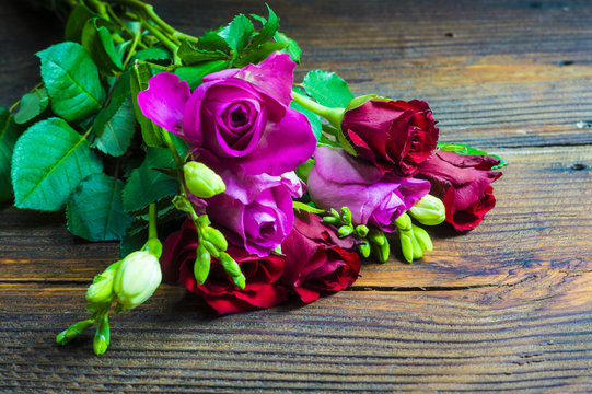 R&oacute;że i frezje