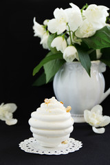 A delicious dessert of meringue filled with hazelnut praline.